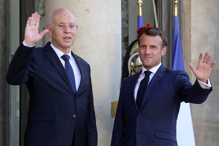 Kais Saied a Emanuel Macron